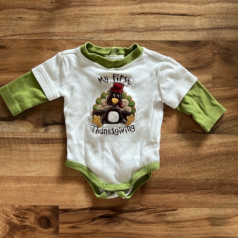 0/3M - #144 - MINIWEAR - Long sleeves onesie “My first Thanksgiving “